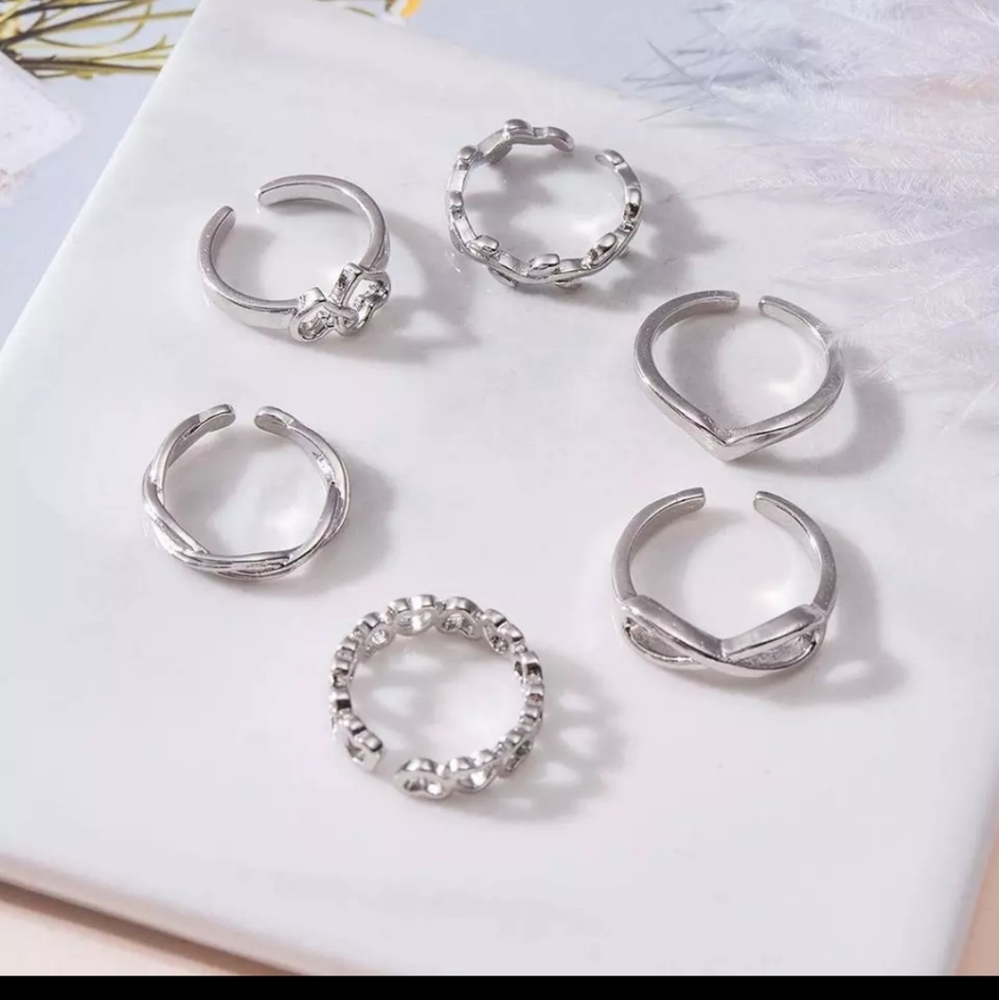 Pkg of 12 toe rings